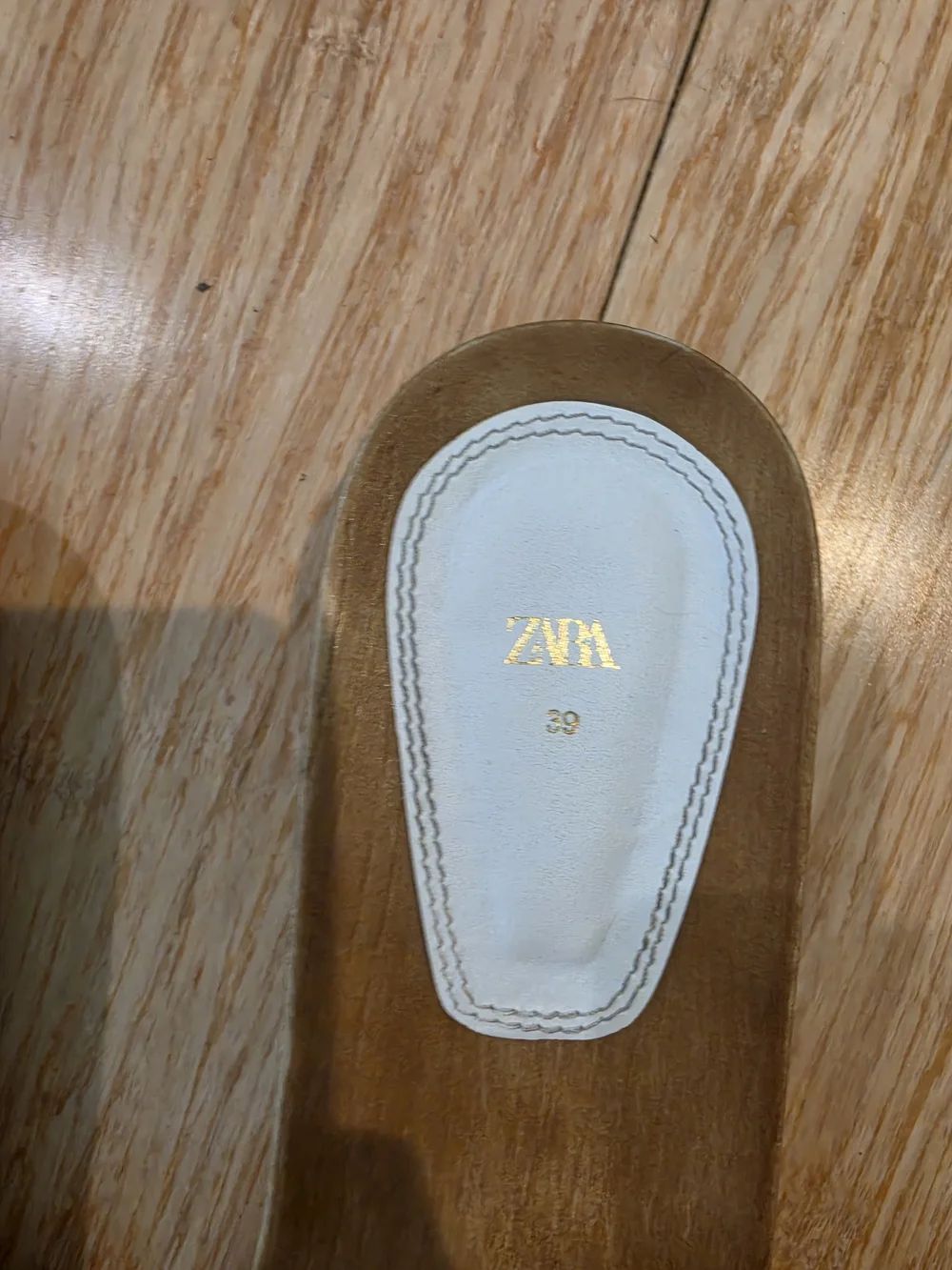 Zara White Leather Buckle Slide Sandals - Picture 5 of 6